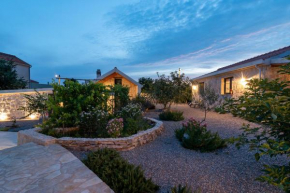 Countryside house Rusulica